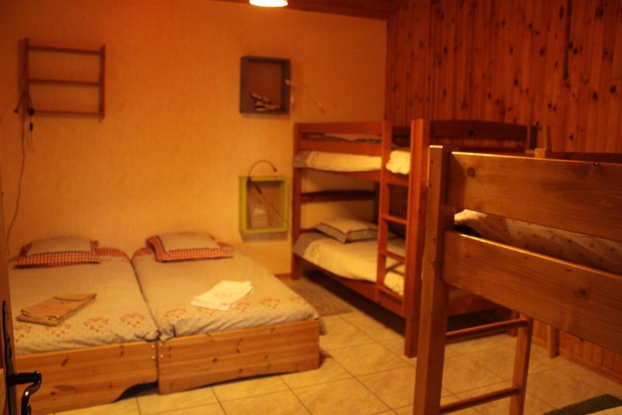 Chez Louve Bleue Bed and Breakfast Hotonnes Eksteriør billede